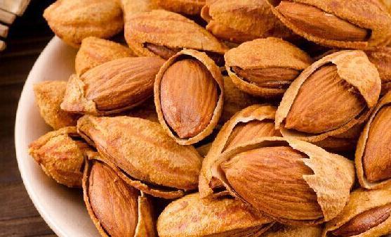 腰果|10种坚果营养排行榜，核桃为脑之果护脑标兵，可促进代谢！