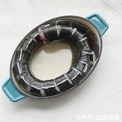 让食客踏破门槛的的河鳗烧肉做法，学会了你也能火