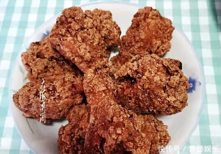 晒姐家年夜饭,十全十美10道菜,外加4道素菜,看到最后我服了