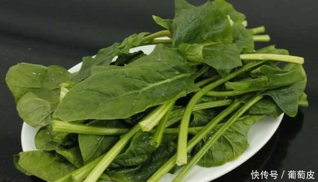 菠菜和此物一起炒,不贫血了,视力越来越好,肌肤变得光亮