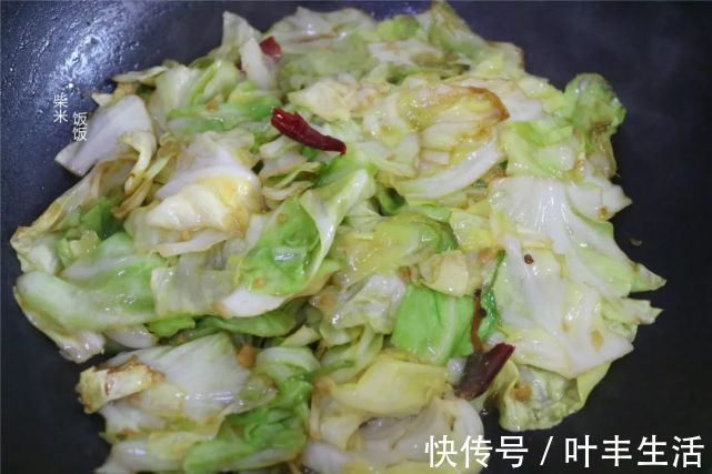 家常饭菜|按照女儿的要求,晚餐做了三个菜,家常饭菜,孩子吃得香