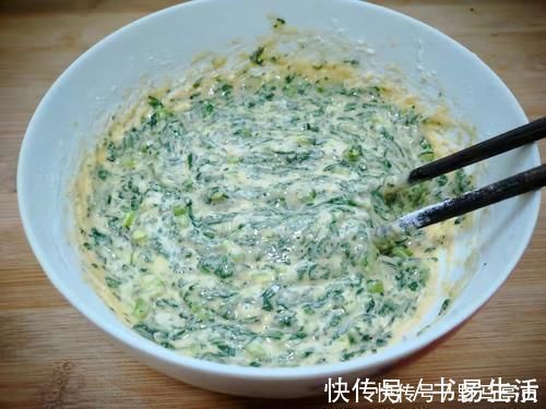 小面姨|这种蔬菜做早餐饼，咬一口满嘴香，隔三差五做一次，比韭菜饼好吃