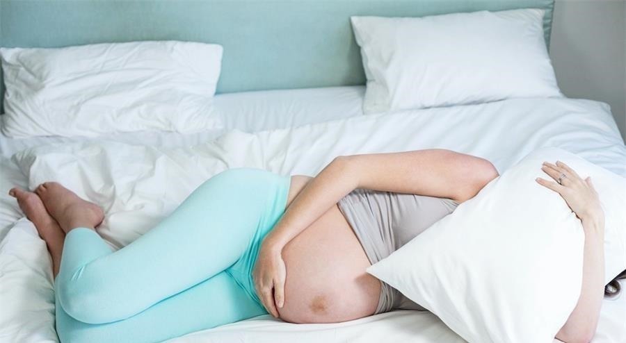 宝妈|孕期选择哪种睡姿好?坚持“左侧睡”没毛病,其他姿势也值得尝试