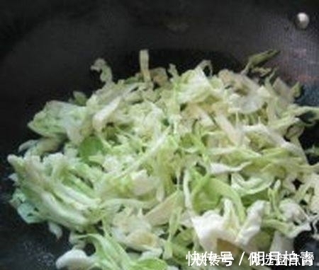 卷心菜|教你一道菜，有补血养血、降血脂、预防高血压、抗衰老、要常吃