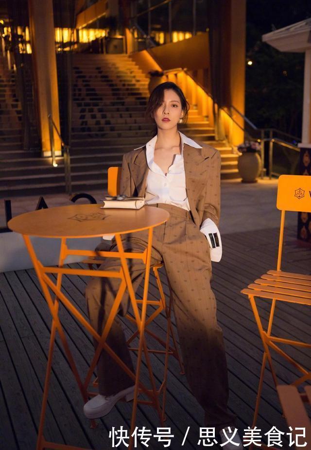 宋妍霏的“漫画腿”好绝,身材秒杀一线女星,不愧是韩国出道