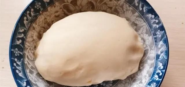 蓬松酥脆的炸糖糕,做法很简单,掌握这些技巧,比外面买的好吃