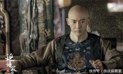 夏莲&乾隆对众人说:谁要能对出这对联,就能当状元,乞丐却对答如流!