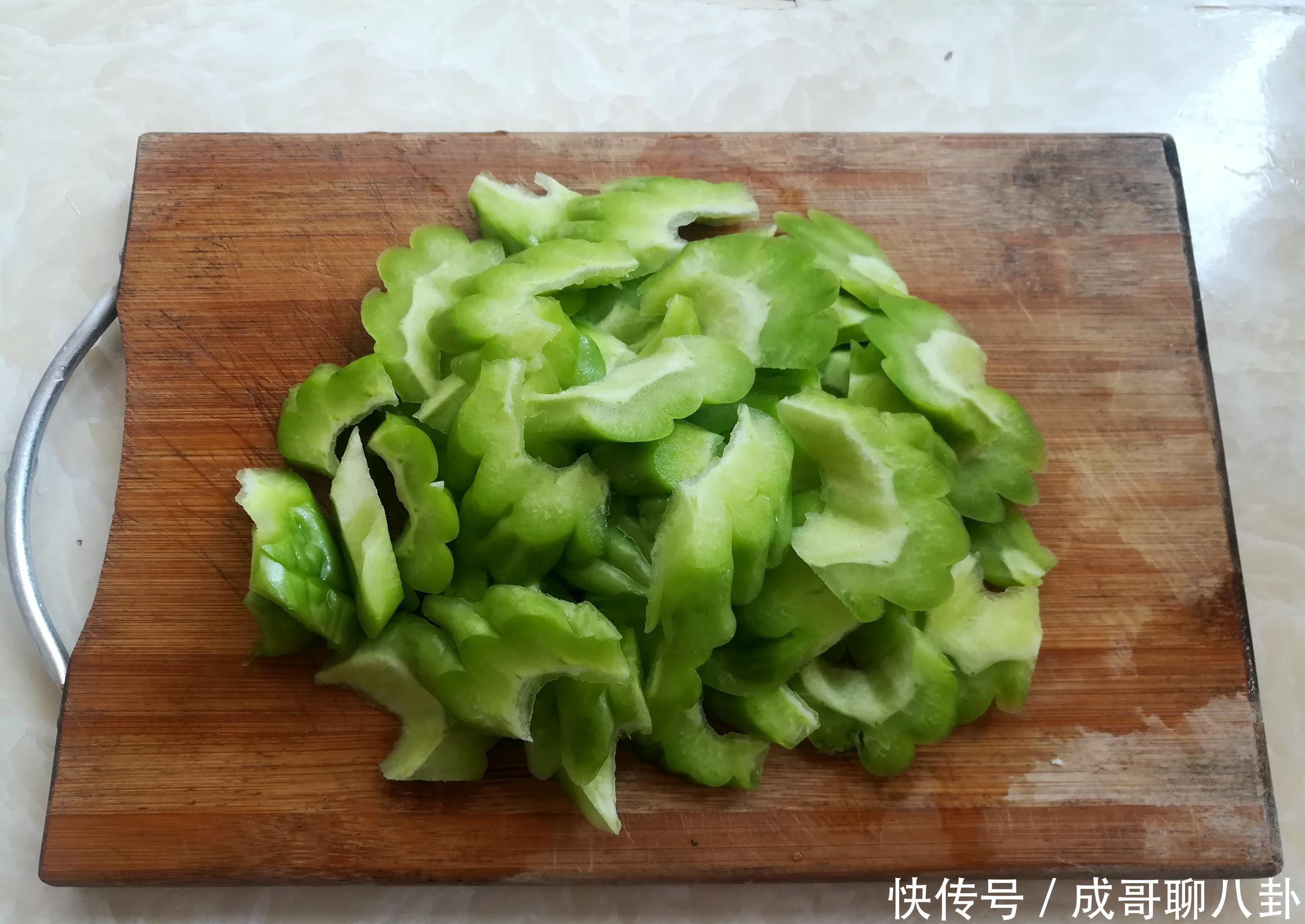 赘肉|夏天就馋这个菜，营养又鲜美，我家一周吃3次，腰上赘肉减少了