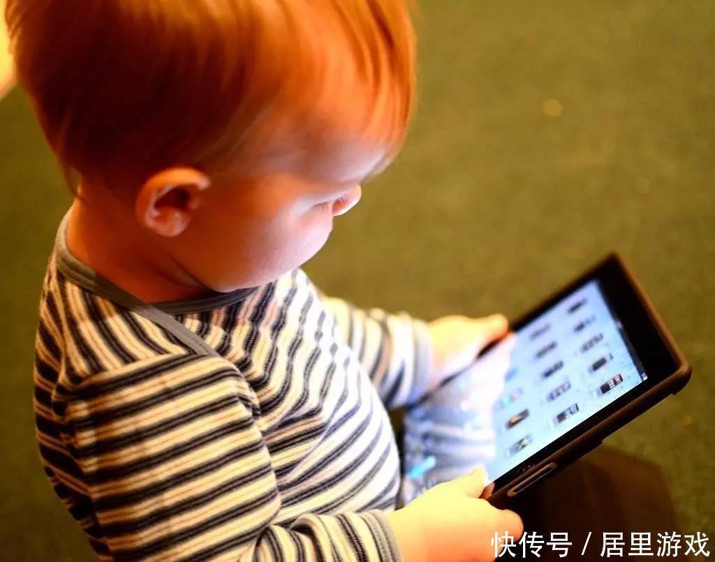 罪魁祸首|青少年近视率过半，这两大习惯成罪魁祸首，父母却没将它放在心上