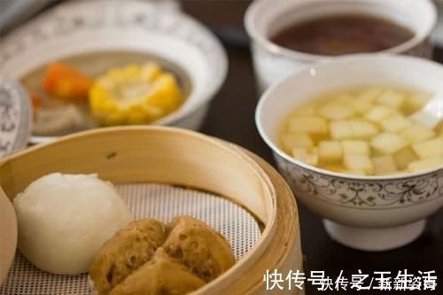 节食减肥|减肥也挑时间,不论男女,每天晨起后坚持这么做,瘦得快