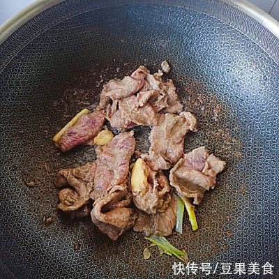 玉米淀粉|西芹炒牛肉片这样做最好吃，你之前做对了吗？