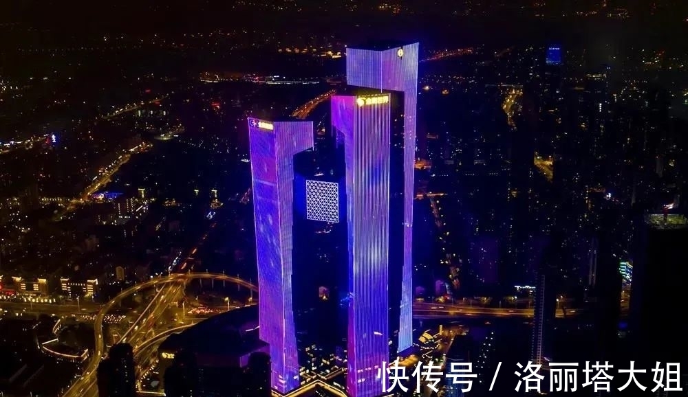 商业|南京观察:河西商业的中场战事