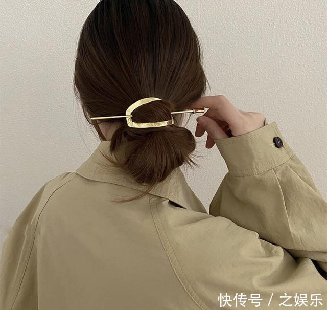 脑后勺|今年流行的“发夹”，发量多者必踩雷，却意外火了“复古夹”