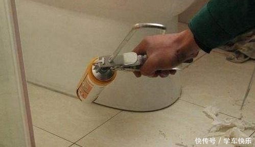 藏在卫生间里这个东西,可能滋生黄曲霉毒素,家里有最好处理!