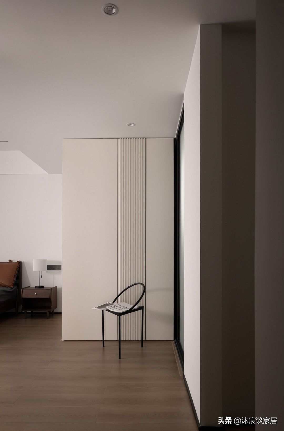 空间|她的极简新房,135平方米横厅结构,室内简洁干净,尽显轻松自然