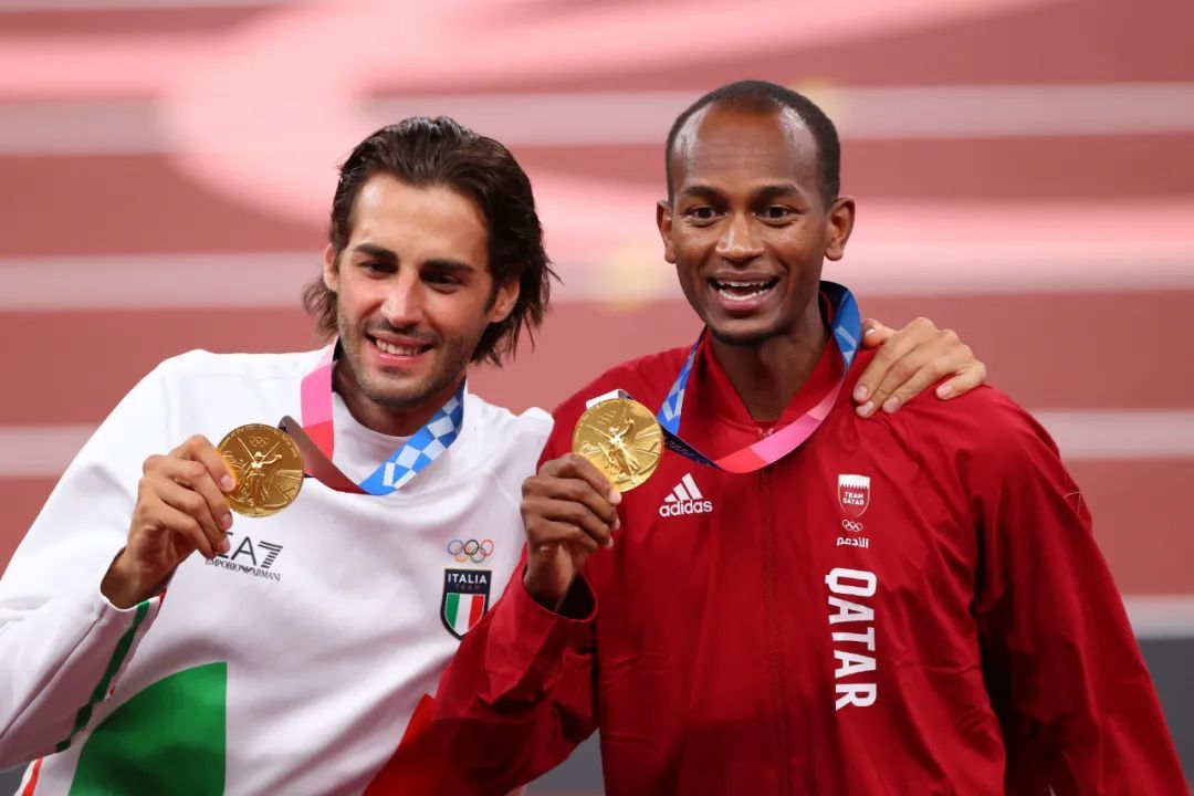 亚当斯|这一刻,无关输赢,却令人热血沸腾