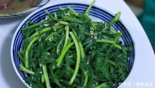 同事来做客,我准备了8菜1汤,半小时端上桌,吃个精光汤也不剩