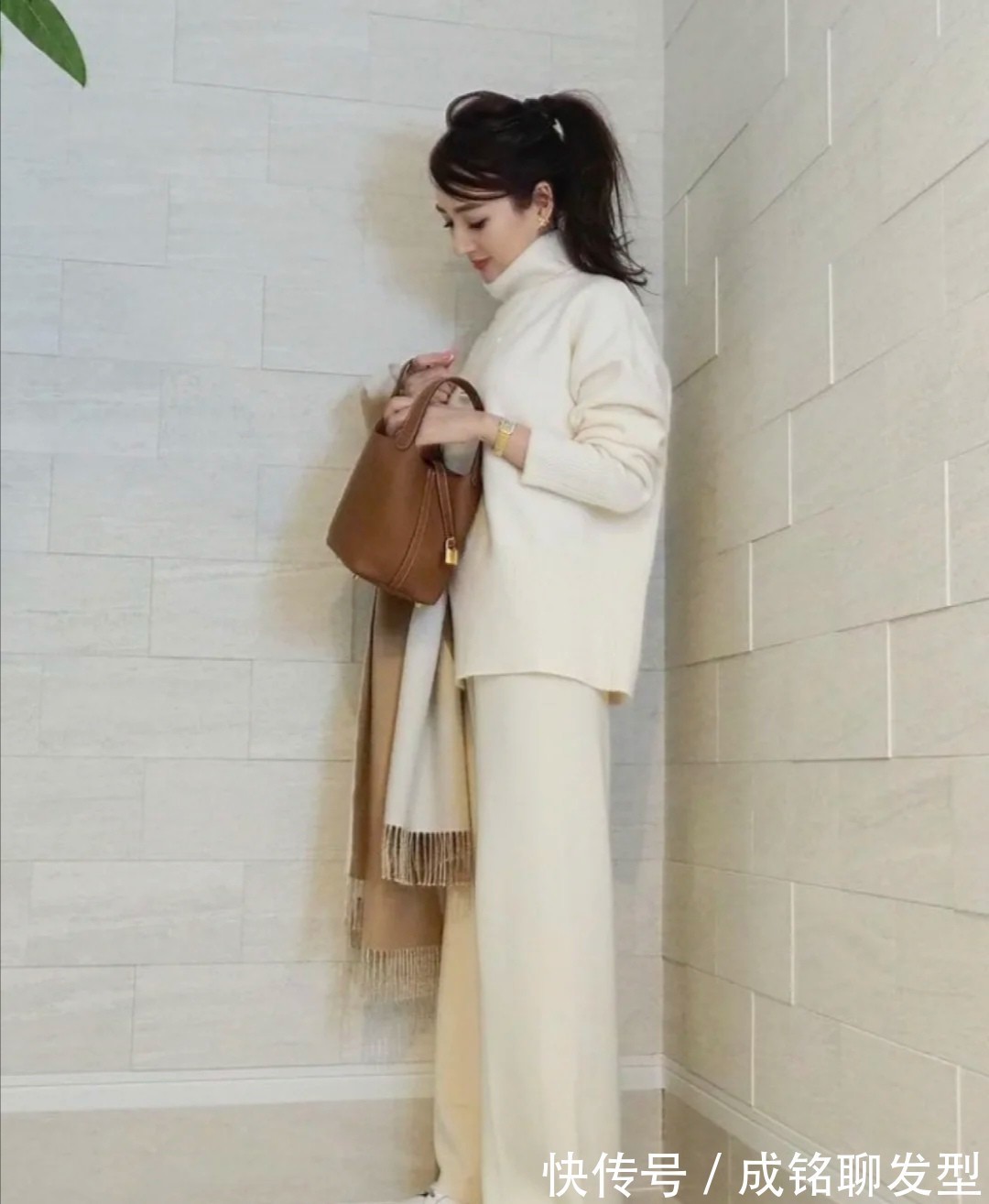 穿搭|身材娇小的中年女人,学学日本宝妈星玲奈的穿搭,显瘦又有品味