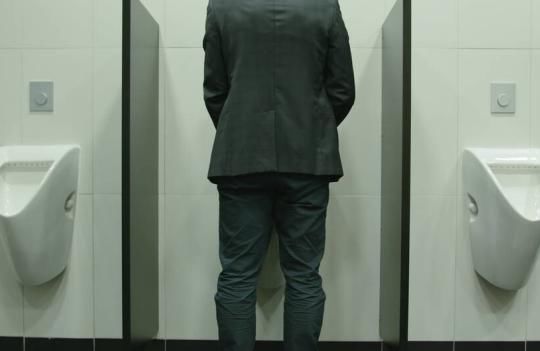 下肢浮肿|男性开始衰老，下肢会出现这些情况，如果没有说明还年轻