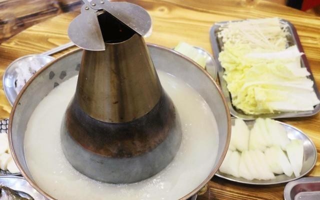 满人|吃火锅,最喜欢东北的这吃法,吃到老都没够,一锅下肚,又香又饱