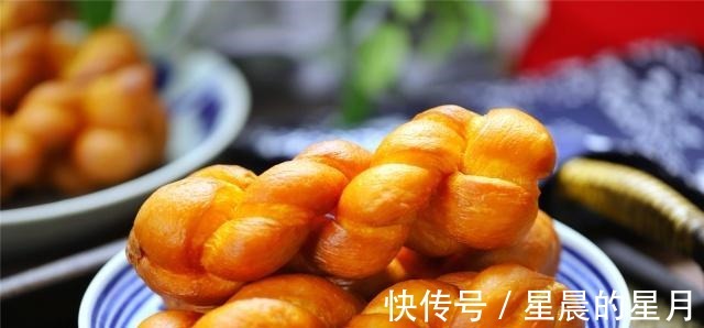 面包|教你一种麻花新做法，做法简单特好吃，比面包还松软，越嚼越香！