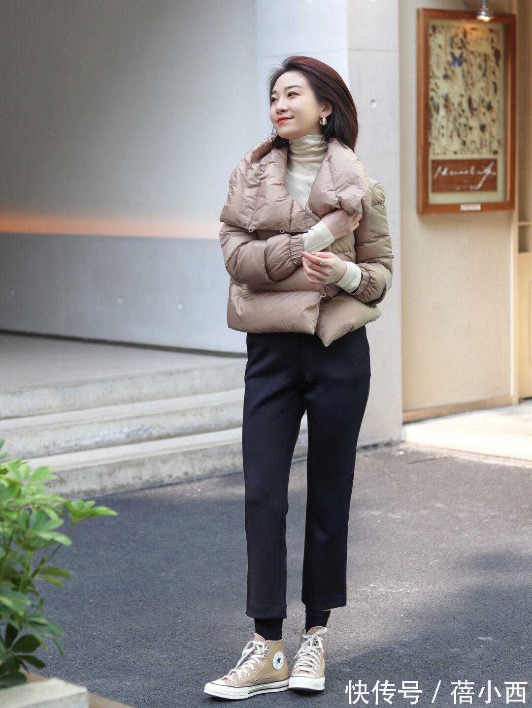 毛衣 看完时尚博主的冬季搭配,才发现“羽绒服”这么时髦,可直接照搬