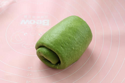 老少皆宜|抹茶和夏天是绝配，做成吐司清新甜美又好吃，营养早餐非他莫属！