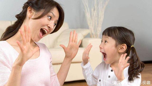 孙女儿|6岁女儿交给奶奶带,两个月后去接的时候,妈妈着急爸爸笑弯腰