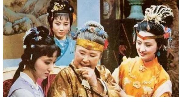 元春!红楼梦中,贾元春究竟发现了什么不为人知的秘密,而被皇帝赐死?