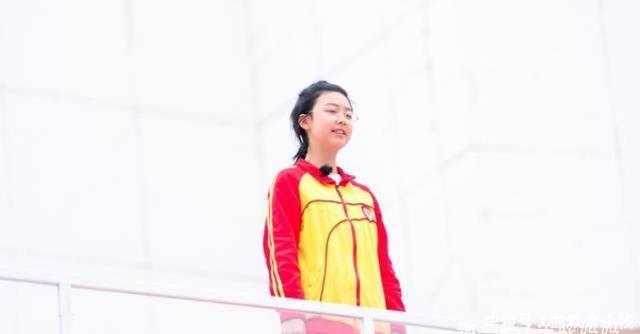 发现|初中生5年写了56本小说，爸爸发现后撕碎手稿，只为了考上大学