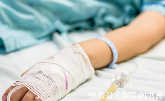 眼袋|8岁女童从积食拖成脾衰,孩子有3种迹象,脾胃或早已“不堪重负”