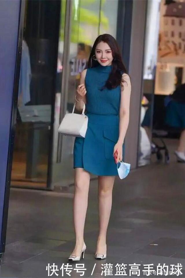 泪水|街拍美女曾试着忘记,却发现凝结泪水的双眸,竟成了思念的窗口