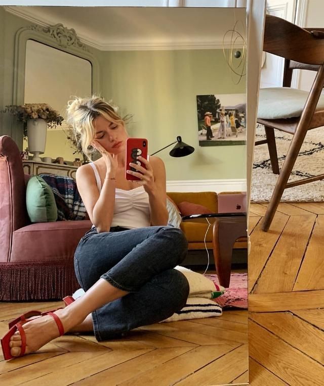 安排|令人心跳加速的单品,红色高跟鞋安排上,雅致又性感,真是不一般