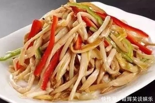  家常菜就要荤素搭配，吃着香，营养全，今天的菜一上桌，全家喜欢