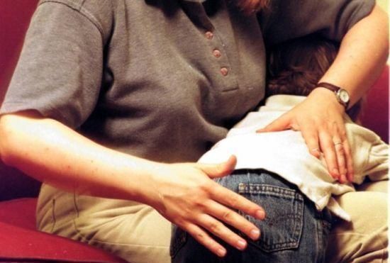 医生|8岁男孩,突发肾衰,母亲悔哭不已,告诫:孩子4个地方不能打