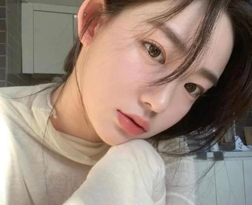 知道你是哪种“双眼皮”吗？扇形适合化妆，平行款素颜很好看