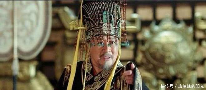 真的|宫女掉了一只鞋,侍卫不好,皇上有危险,真的抓到了两名刺客!