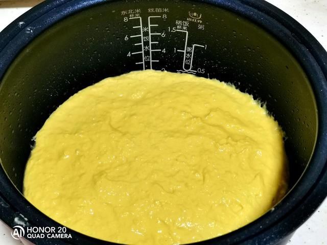 发糕|鲜玉米新吃法，蓬松喧软，比蛋糕还好吃，做法简单零失败