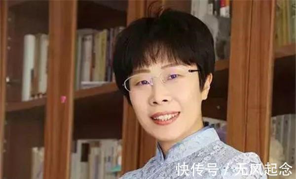 诗词大会@女国学大师从百家讲坛火到诗词大会,却被一首唐诗打回原形