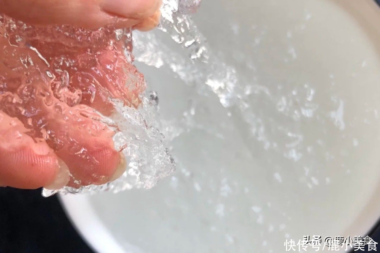 常喝|三伏天,女性常喝这碗“美人羹”,甜润好喝,养颜补水,皮肤滋润