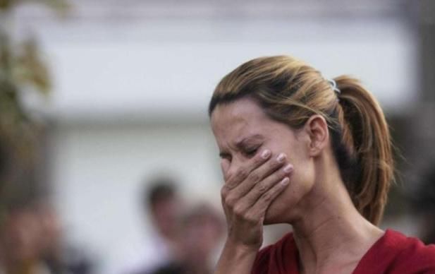 不动手术|43岁的女人胸部里有玉米糊,她后悔得哭了,16年前她不该做此事