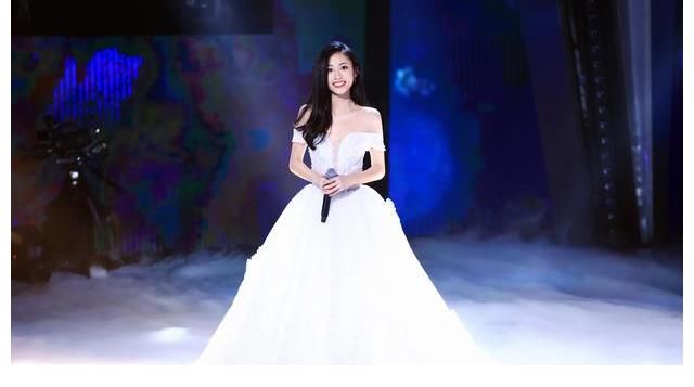 深圳火石點燃粵港澳花火，旗下藝人伍珂玥好聲音奪冠