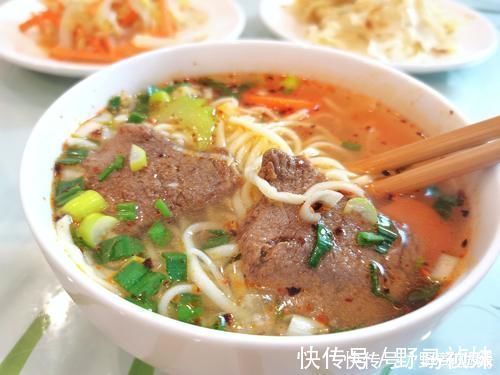 牛肉面|我家的一周早餐这样吃,每天晚饭后,不到15分钟就上桌,豆浆也已经打好