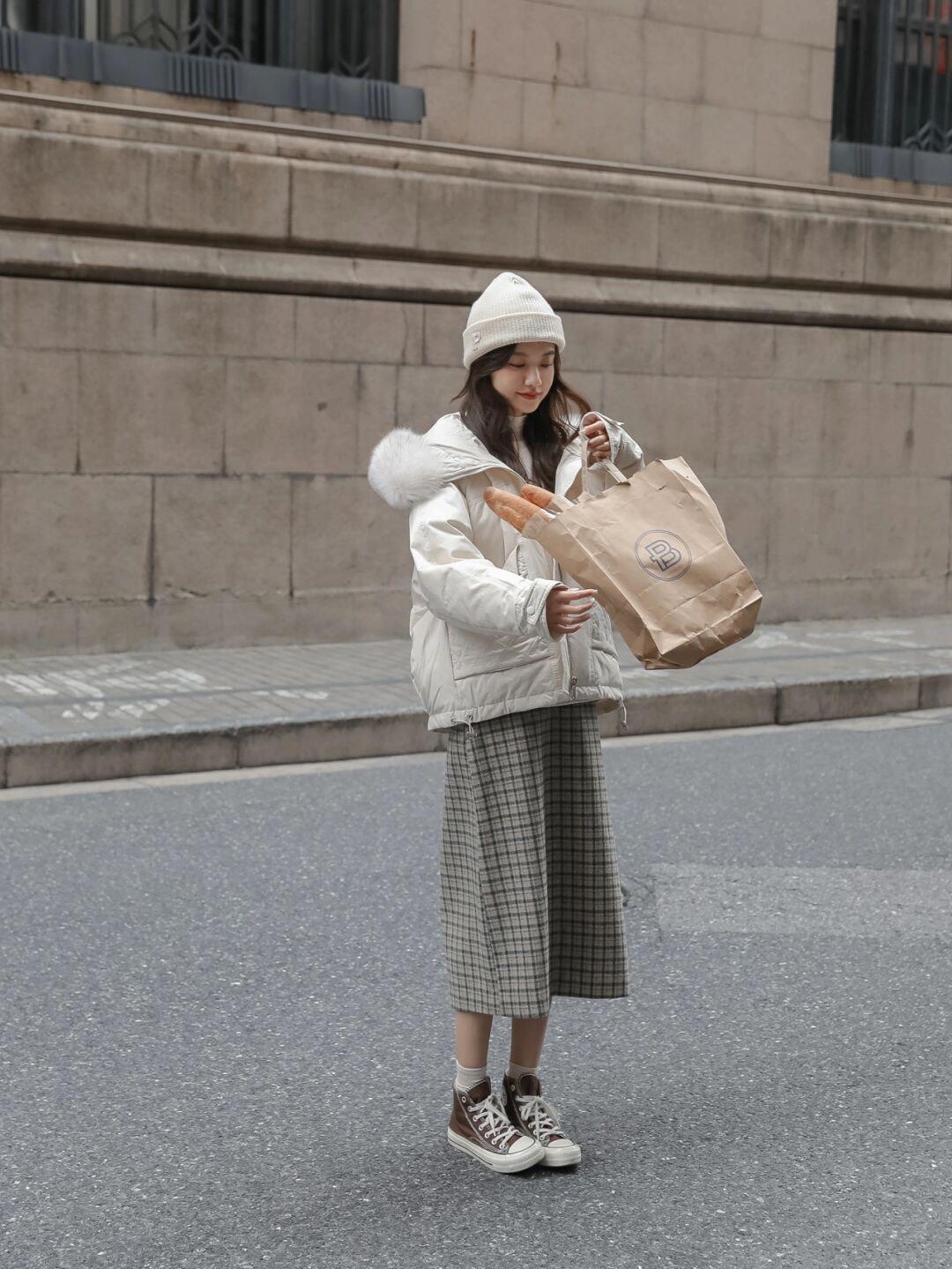 学院风|冬天怎么能少得了一身黑的穿搭呢?保暖不说还很时尚!