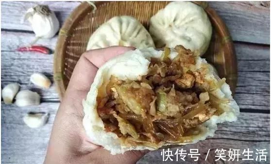 萝卜包子该怎么做？这种做法皮薄馅大，我家三天要吃一次