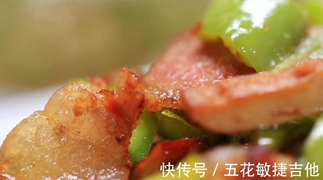 想吃|四步就能完成的腊肉小炒，荤素搭配，营养又解馋，吃了一次还想吃！