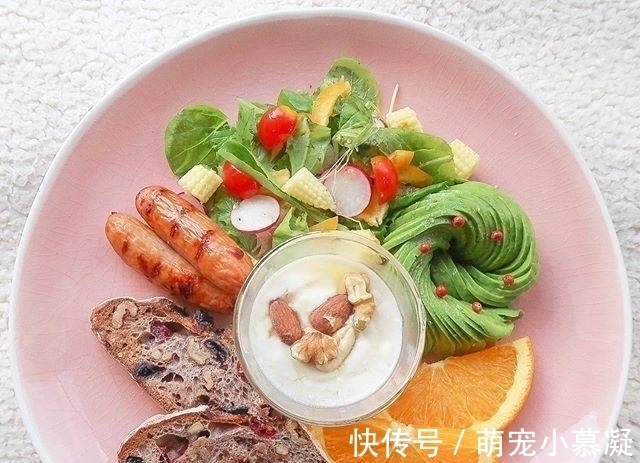 日本妈妈|日本妈妈晒轻断食晚餐，营养全面热量低，网友：难怪日本人那么瘦