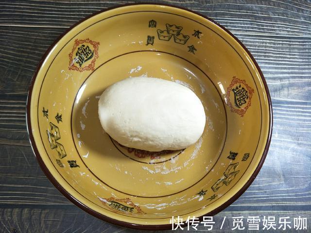 干酵母粉|天冷了,蒸馒头要发好面,好方法1个小时发满盆,蒸馒头蓬松暄软