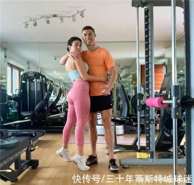 身材|科比遗孀,C罗女友,两人身材比例越发夸张,朝着卡戴珊方向转型