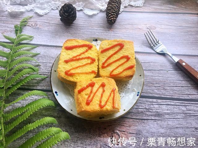 馒头|吃剩的馒头扔烤箱烤一烤,外酥里嫩,加入番茄酱味道更好
